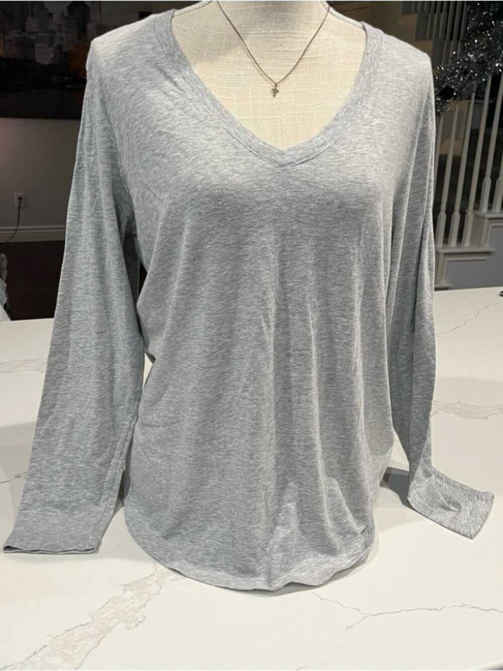 Gray V-Neck Long Sleeve Top